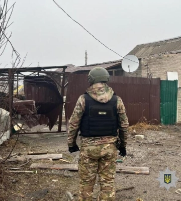 По Донеччині окупанти гатили з артилерії та скидали авіабомби: загинула людина