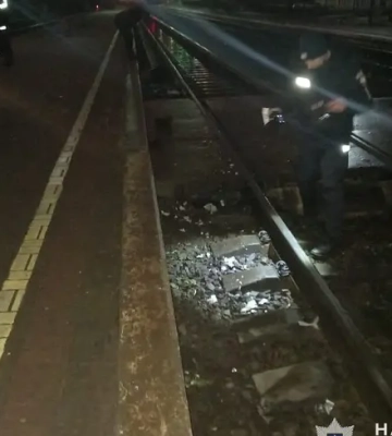Во Львове поезд сбил насмерть мужчину