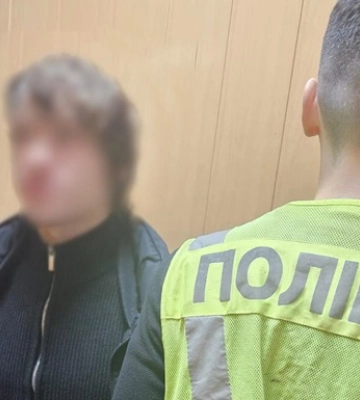 В Киеве задержали мужчину, пытавшегося сжечь флажки на Майдане