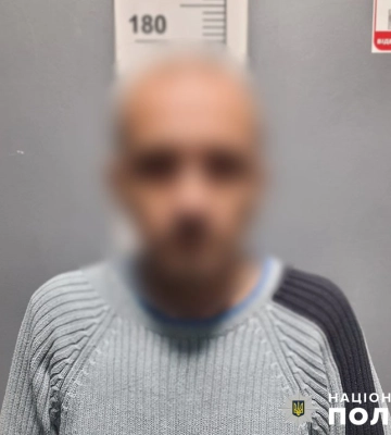 Побив до смерті власну матір - у Києві чоловіка затримали на місці скоєння злочину