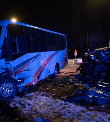 В Киеве произошло ДТП с маршруткой, есть жертвы