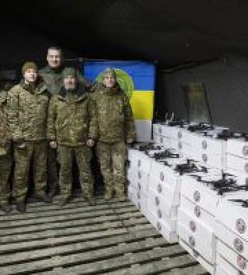 Ще 550 дронів бійцям 4-ї бригади Нацгвардії «Рубіж» передала громада Києва