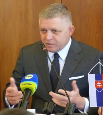 Фіцо: &quot;Шантаж і жебрацтво&quot; Зеленського має припинитися