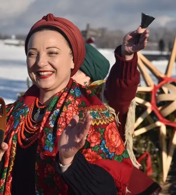 Різдвяна феєрія у музеї просто неба: фестиваль відбувся в Пирогові