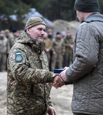 Київський мер передав бійцям батальйону "Свобода" велику партію дронів і вручив нагороди