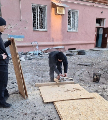 Російські військові атакували дронами Херсон та Антонівку: поранені дві жінки
