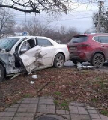 У Полтаві внаслідок ДТП госпіталізували пасажирку &quot;Крайслера&quot;