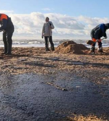 &quot;Невтішні висновки&quot;: Плетенчук відповів, чи може мазут з Криму дістатися узбережжя Одещини