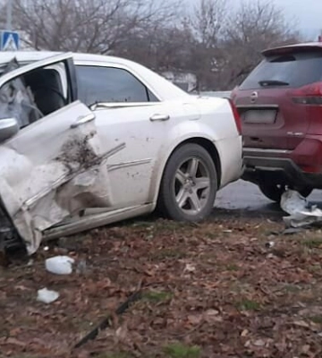 У Полтаві внаслідок ДТП госпіталізували пасажирку &quot;Крайслера&quot;