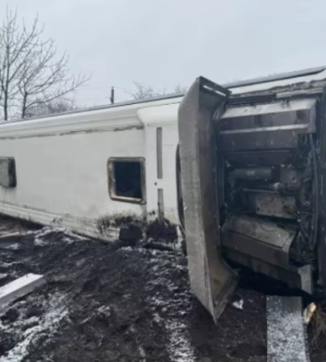В окупованому Іловайську перевернувся пасажирський автобус