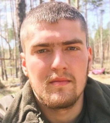 Командир гармати з Рівненщини отримав почесну нагороду від Сирського