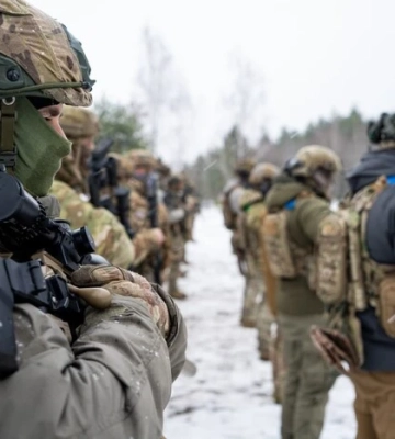 Росіяни діставатимуть КАБами та артилерією Дніпропетровщину: голова облради Лукашук оприлюднив список громад із зони ризику