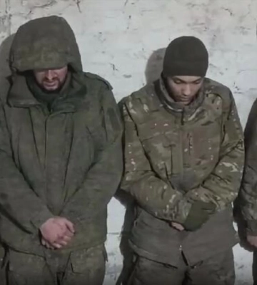 Бійці 155 ОМБр полонили 4 окупантів на Покровському напрямку: &quot;Спасибо ребятам, что сохранили нашу жизнь&quot;. ВIДЕО