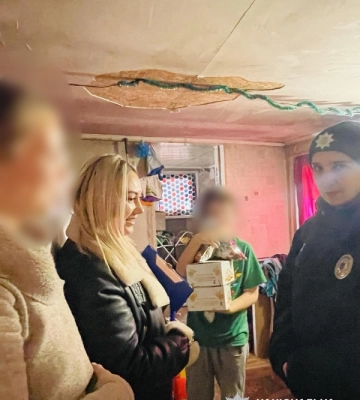 Поліцейські Одещини продовжують піклуватися про школярів під час зимових канікул