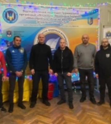 Миколаївська спортивна школа з вітрильного спорту отримала комплект буїв