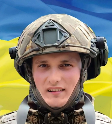 Хустщина прощатиметься із загиблим Героєм