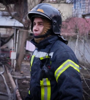 В Одесі спалахнув приватний двоповерховий житловий будинок