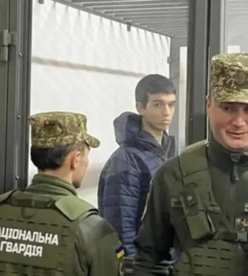 Каска та бронежилет? Адвокати ймовірного вбивці Фаріон просять для нього додатковий захист