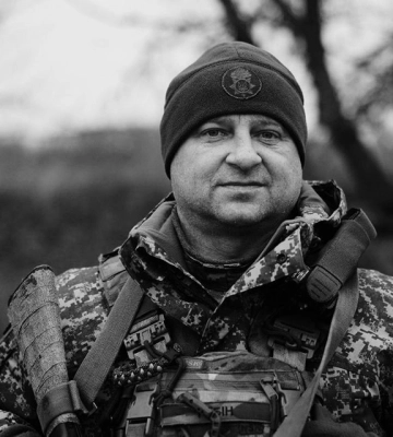 Служив у добровольчому формуванні: в Черкасах попрощалися з полеглим воїном