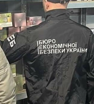 На Львівщині викрили канал контрабанди електронних сигарет на 3,3 млн грн