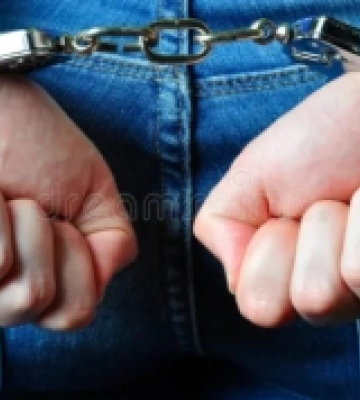 У Миколаєві співробітники ТЦК допомагали чоловікам уникати мобілізації