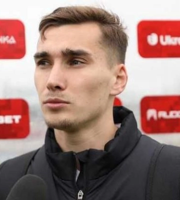 Центрбек Кривбасу офіційно став гравцем Карпат