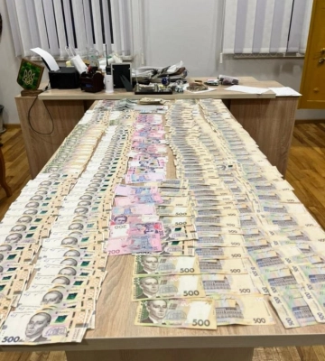 Депутатів двох міськрад Львівщини викрили на отриманні 800 000 гривень «відкату»