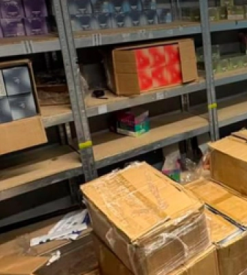 На Львівщині викрили канал контрабанди електронних сигарет на 3,3 млн грн