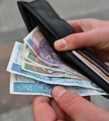 Курс польського злотого знизився по відношенню до гривні
