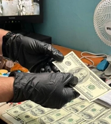 У Києві працівницю кладовища судитимуть за продажі місця для поховання