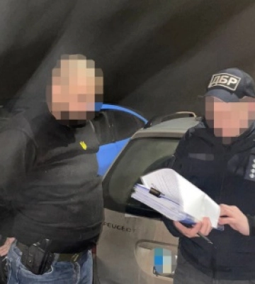 У Миколаєві ДБР викрило схему ухилення від мобілізації: затримано співробітника ТЦК