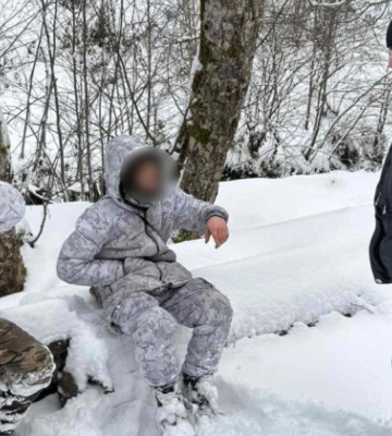 На Закарпатті в пошуках кордону 3 чоловіків блукали 7 діб – після лікарні на них чекає суд