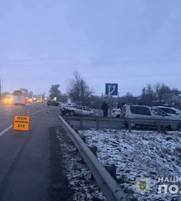 Водій з Рівненщини став учасником смертельної автопригоди на Житомирщині