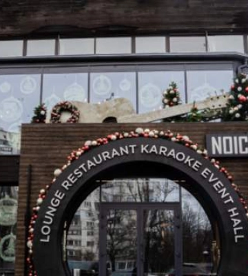 «За наказом керівництва»: у Києві ресторан відмовився обслуговувати військового — відео