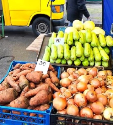 Еды хватит на всех: в Киеве начали обеспечивать горожан продуктами - график на неделю