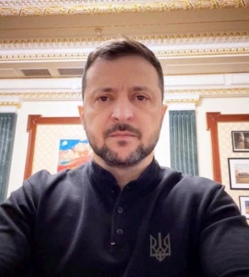 Президент Зеленский согласился на встречу с премьером Словакии, но пригласил его в Киев