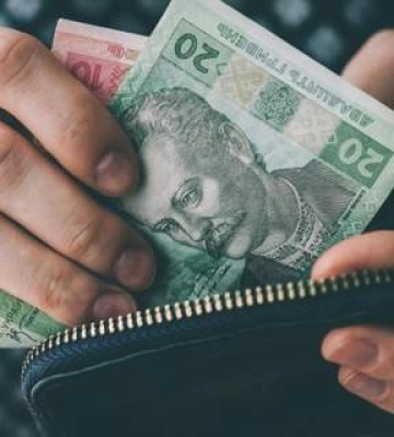 Допомога по безробіттю: на скільки збільшили суму виплат