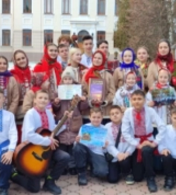 В Острозі лучани співали унікальні волинські колядки