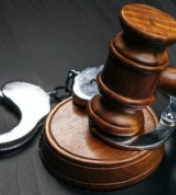 У Рівному до 8 років за ґратами засудили злодія-рецидивіста із Житомирщини