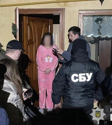 СБУ затримала львівську адвокатку, яка за 7,5 тис. доларів допомагала ухилянтам тікати за кордон