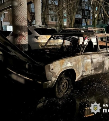 В Одесі молодик відібрав у підлітка телефон і угнав чужу автівку