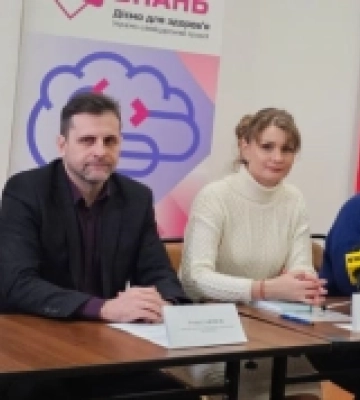 На Рівненщині на обліку перебуває 1812 жінок з раком шийки матки: як виявити захворювання