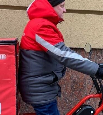 У Дніпрі з’являться нові кур’єри на електровелосипедах: що доставлятимуть