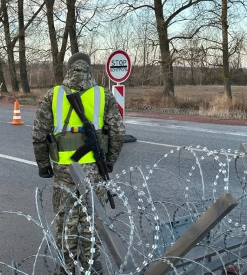 На Рівненщині прикордонники "ловили" водія, який проігнорував вимогу зупинитися