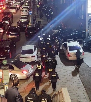 В Южной Корее следователи во второй раз пришли чтобы арестовать президента:  удалась ли попытка