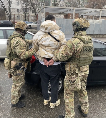 На Чернігівщині поліція викрила два канали переправлення ухилянтів та затримала організаторів. ФОТО