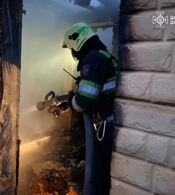 На Днепропетровщине во время пожара в бане обнаружили тело человека