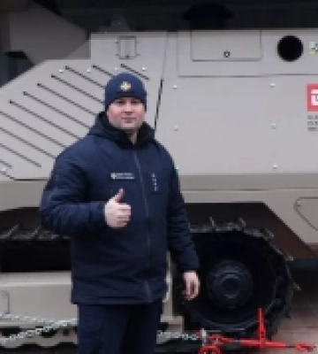 Рятувальники Кіровоградщини отримали машину механізованого розмінування