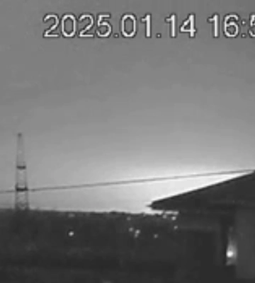 Момент авіаударів по громаді під Харковом потрапив на камеру – відео