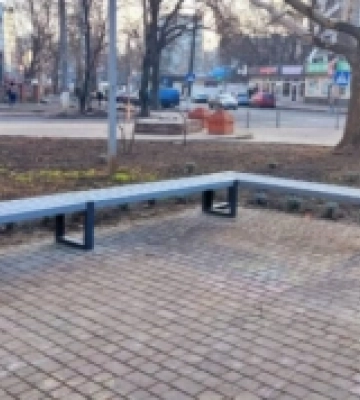 У Миколаєві студенти оновили сквер на вулиці Колодязна